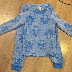 💙 Disney Stitch Cozy Fleece Set 💙